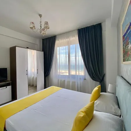 Summerland 马马亚