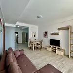 Summerland Apartment
