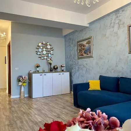 Summerland Apartament *