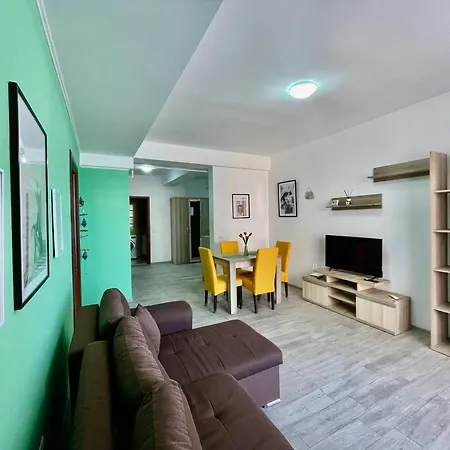 Summerland Apartament Mamaja