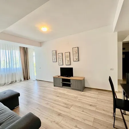 Апартаменты Summerland *