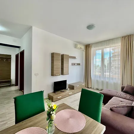 Summerland Mamaia